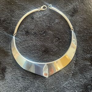 Vintage 925 Sterling Silver signed by artist, (M.Vismonski) Women's Necklace